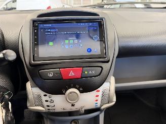 Toyota Aygo 1.0 12V AIRCO picture 17