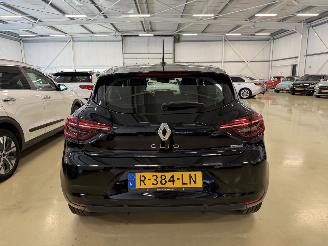 Renault Clio 1.6 E-Tech Hybrid 145 Equilibre picture 3