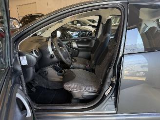 Toyota Aygo 1.0 VVT-i  AIRCO - NAVI picture 12