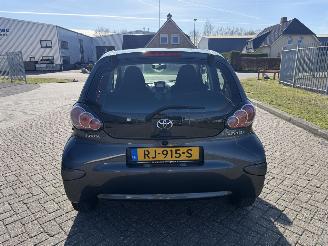 Toyota Aygo 1.0 VVT-i  AIRCO - NAVI picture 4