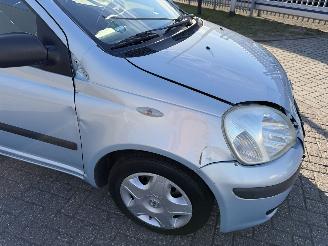 Toyota Yaris 1.0 VVT-i picture 10