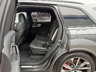 Audi Q7 55 TFSI e Quattro picture 16
