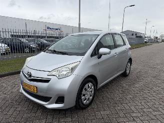 Schadeauto Toyota Verso S 1.3 VVT-i  AIRCO 2011/8