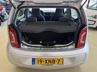 Volkswagen Up! 1.0 44Kw  AIRCO picture 13
