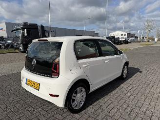 Volkswagen Up! 1.0 High Up AUTOMAAT picture 6