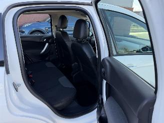 Citroën C3 1.6 e-HDI  68kw AIRCO picture 17