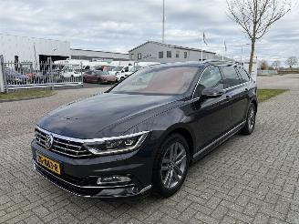 krockskadad bil auto Volkswagen Passat 1.5 TSI R-Line 2019/6