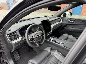 Volvo Xc-60 2.0 T8 AWD Plug-in Hybrid Black Edition picture 40