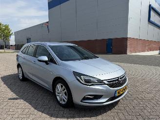 Schadeauto Opel Astra 1.6 CDTi  Clima - Navi - Euro6 2017/5