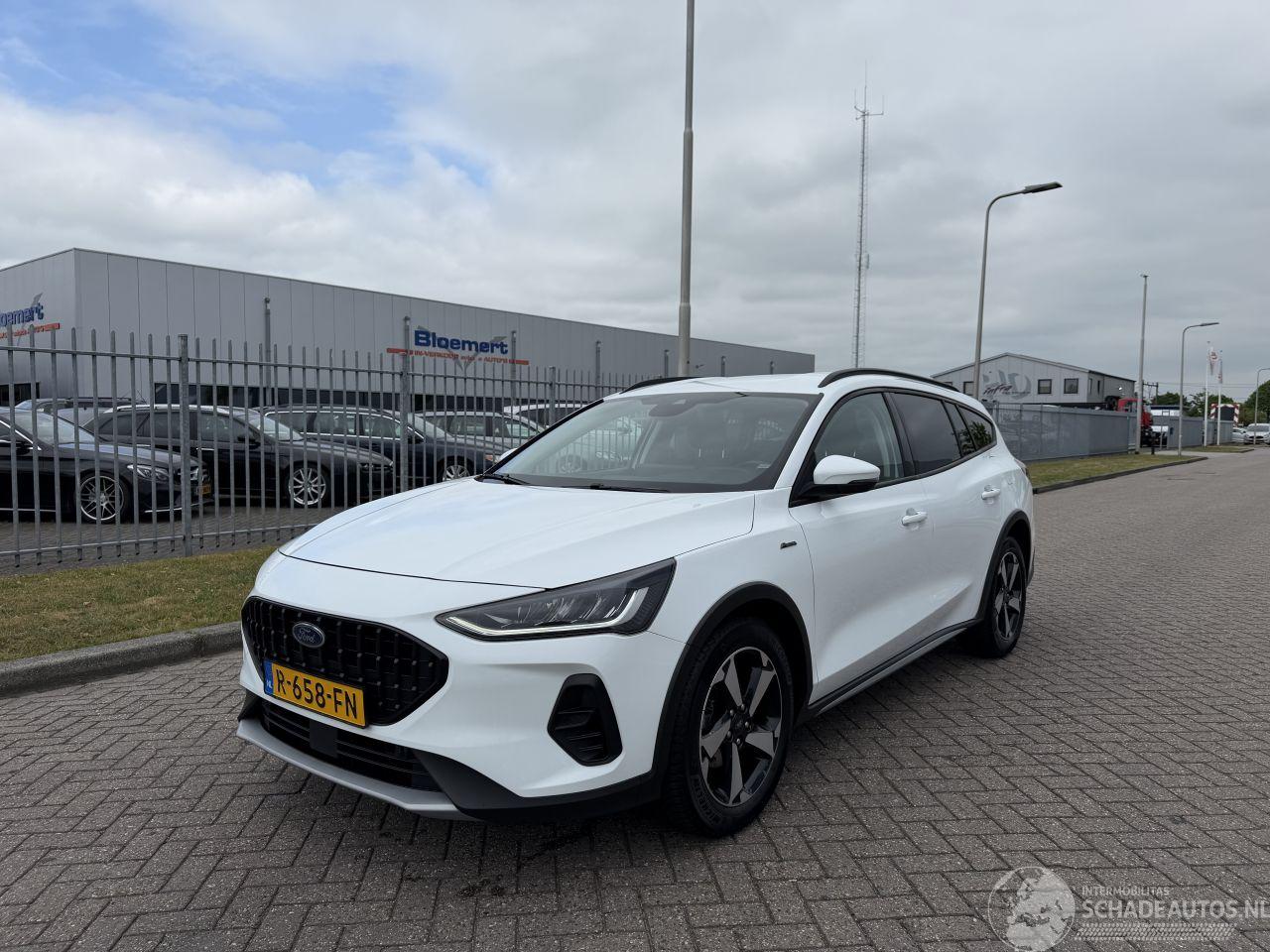 Ford Focus 1.0 Ecoboost Hybrid ACTIVE X