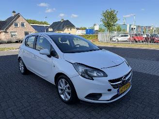 krockskadad bil auto Opel Corsa 1.0 Turbo Edition AIRCO 2015/11