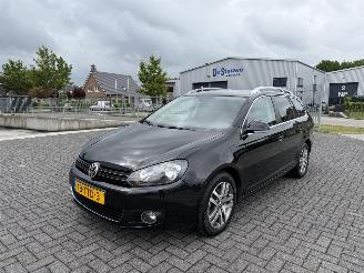 Damaged car Volkswagen Golf 1.4 TSI AUTOMAAT Navi 2012/5