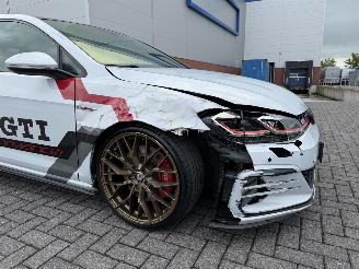 Volkswagen Golf 2.0 GTI Performance 245PK picture 9