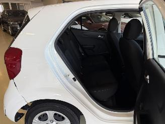Kia Picanto 1.0 49Kw AIRCO Euro6 picture 17