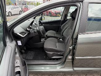 Peugeot 207 1.4 VTi Style AIRCO picture 13