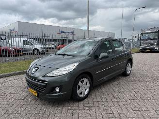 Schadeauto Peugeot 207 1.4 VTi Style AIRCO 2011/1
