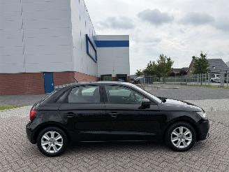 Unfallwagen Audi A1 1.2 TFSI 63kw NAVI 2015/1