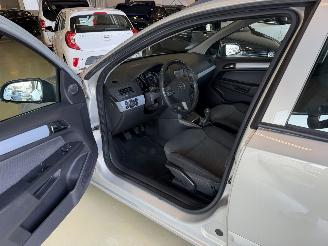 Opel Astra 1.6 77Kw AIRCO picture 10