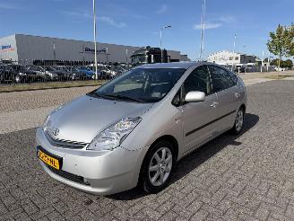 uszkodzony samochody osobowe Toyota Prius 1.5 VVT-i Hybrid 183.000km!!! 2008/1