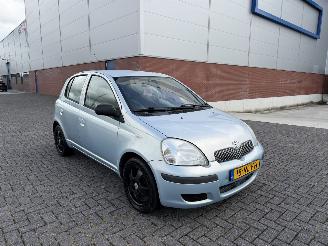 Coche accidentado Toyota Yaris 1.3 VVT-i Idols 2003/11