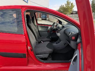Toyota Aygo 1.0 12V 50kw picture 21