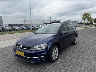Schadeauto Volkswagen Golf 1.0 TSI Clima - Navi 2017/11
