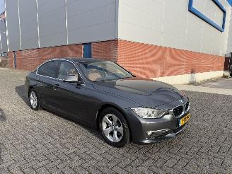  BMW 3-serie 320i 125kw Clima Navi 2013/3