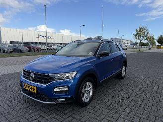Coche accidentado Volkswagen T-Roc 1.5 TSI 110kw  AUTOMAAT 2018/5