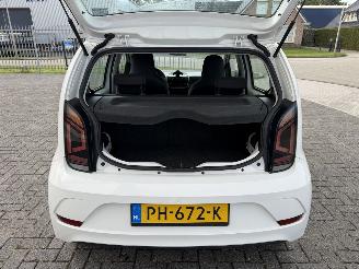 Volkswagen Up! 1.0 BMT Move Up picture 13
