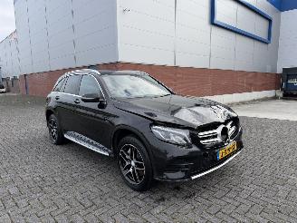 Unfallwagen Mercedes GLC 350e 4MATIC plug in hybrid 2017/1