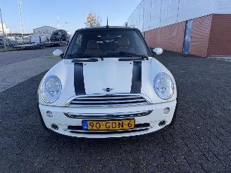 Mini Cabrio 1.6 One Sidewalk 66Kw AIRCO picture 14