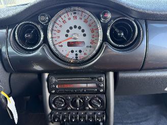 Mini Cabrio 1.6 One Sidewalk 66Kw AIRCO picture 29