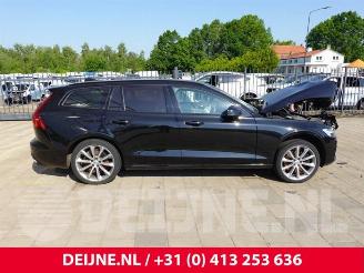 Volvo V-60 V60 II (ZW), Combi, 2018 2.0 T6 16V Twin Engine picture 8