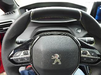 Peugeot 208 GT picture 14
