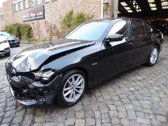 Schadeauto BMW 3-serie 320 e 2023/6