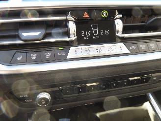 BMW 3-serie 318 d Advantage picture 21