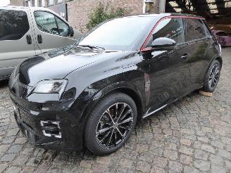 Unfallwagen Renault 5 5 E-Tech Electric 150 Comfort Range Iconic Five 2024/11