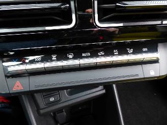 Renault 5 5 E-Tech Electric 150 Comfort Range Iconic Five picture 20