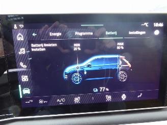 Renault 5 5 E-Tech Electric 150 Comfort Range Iconic Five picture 24