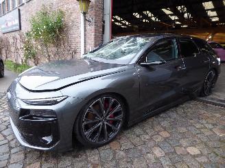 krockskadad bil auto Audi A6 e-tron Avant performance S Line 2025/7