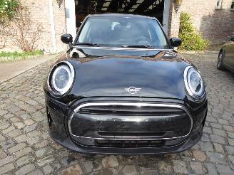 Mini Cooper Essential picture 2