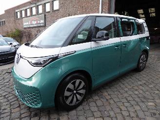 krockskadad bil auto Volkswagen ID.Buzz Bus 210 kW Pro 2025/3
