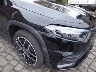 Mercedes EQB 300 4Matic AMG Line picture 5