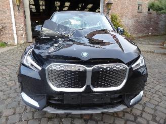 BMW iX1 20 eDrive picture 2