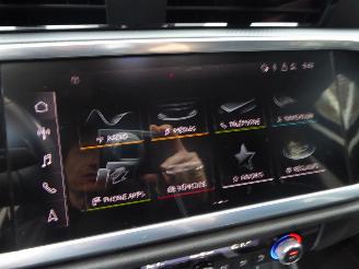 Audi Q3 35 TDI picture 24