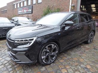 damaged passenger cars Renault Austral Techno Esprit Alpine 2023/8