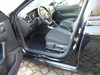 Volkswagen Polo Life picture 7