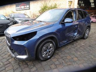 uszkodzony samochody osobowe BMW iX1 30 xDrive 2023/9