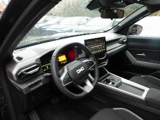 Dacia Duster Bigster Hybrid 155 Journey picture 13