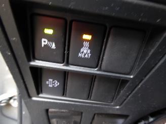 Toyota Hilux Double Cab 4x4 picture 26